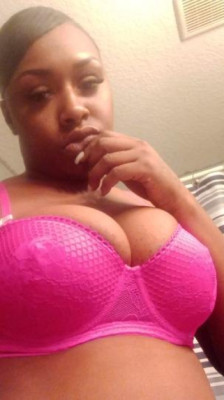Sexy listing photo