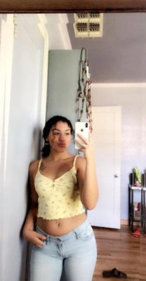 I am Sweet Sexy Girl Discreet sex with hot sexy girl 💦Text me Regular number : 95 15 13 26 24 listing photo