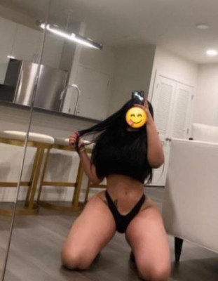 Bbj, Anal, trato de novio , My name is Lesley I love mature men listing photo