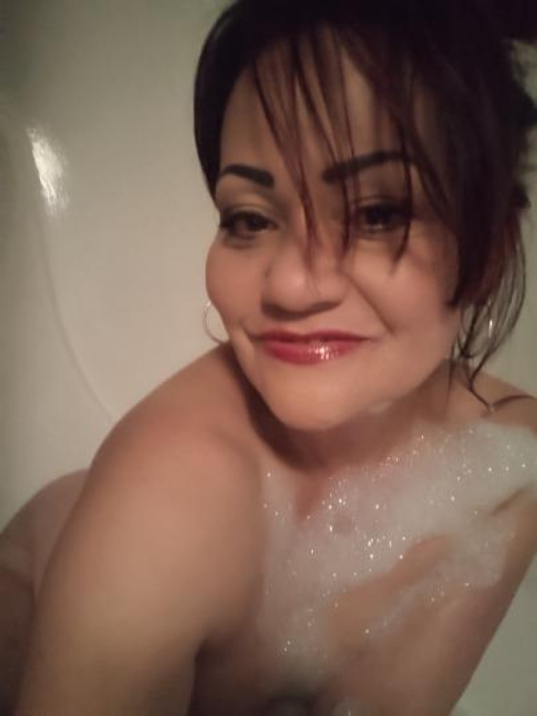 Kyra photo 1