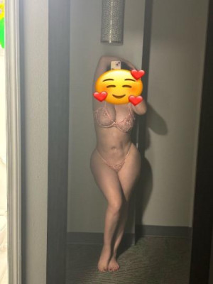 Mia listing photo