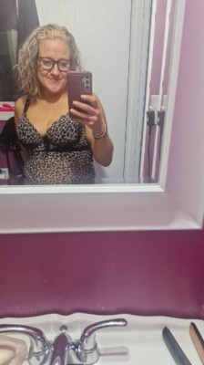TwistedTianna listing photo