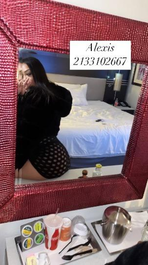 Alexis photo 1