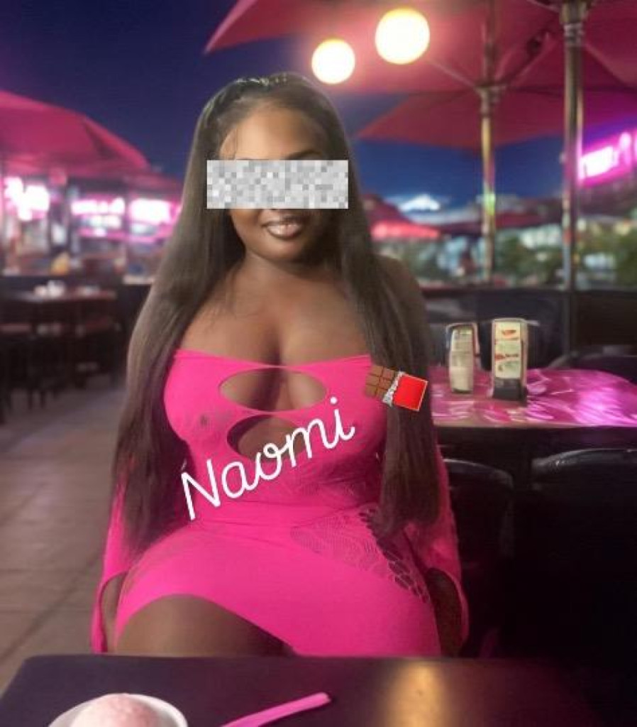 Naomi photo 1