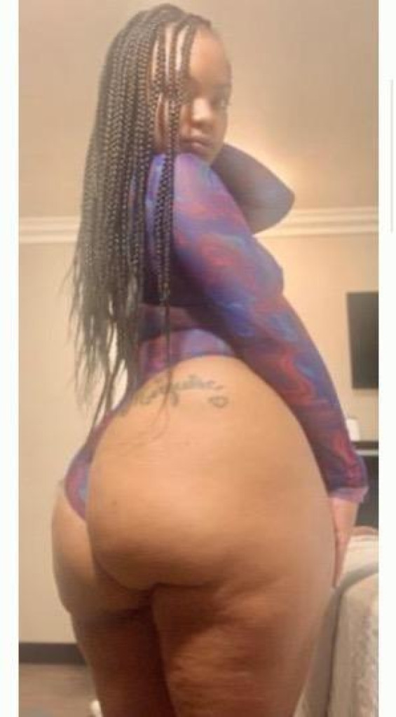 Jazmine photo 1