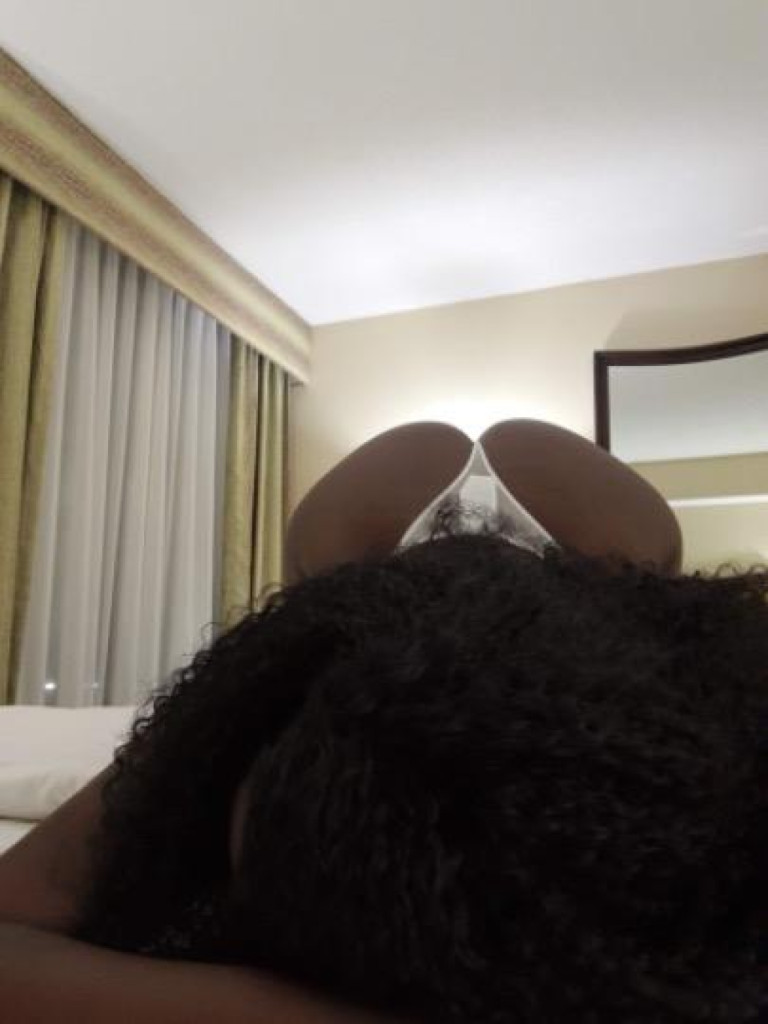 UPSCALE BBW Experince : I aim to please photo 1