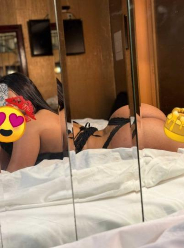 SEXY REAL GIRL AVAILABLE NOW photo 1