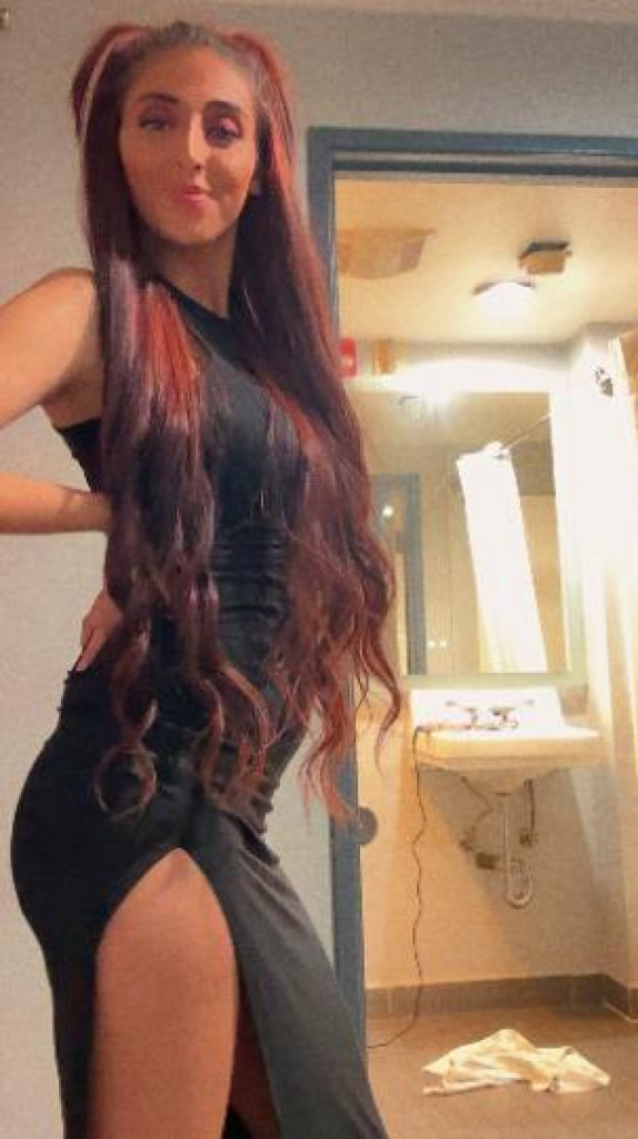 Nia photo 1