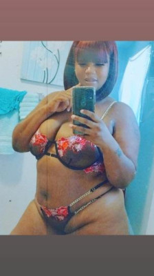 Lola listing photo