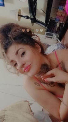 Pinky listing photo