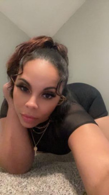 Exclusive and Luxurious 👑 Soft and Buttery Skin ✨️ REAL PHOTOS 💯 listing photo