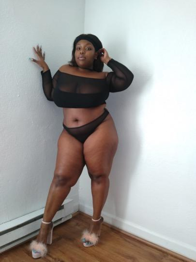 Tasha photo 1