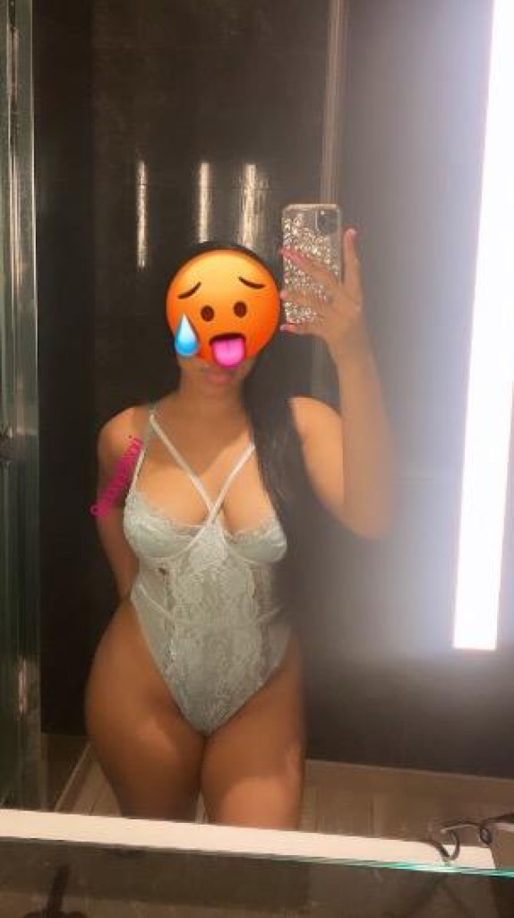 SexxyLexxi photo 1