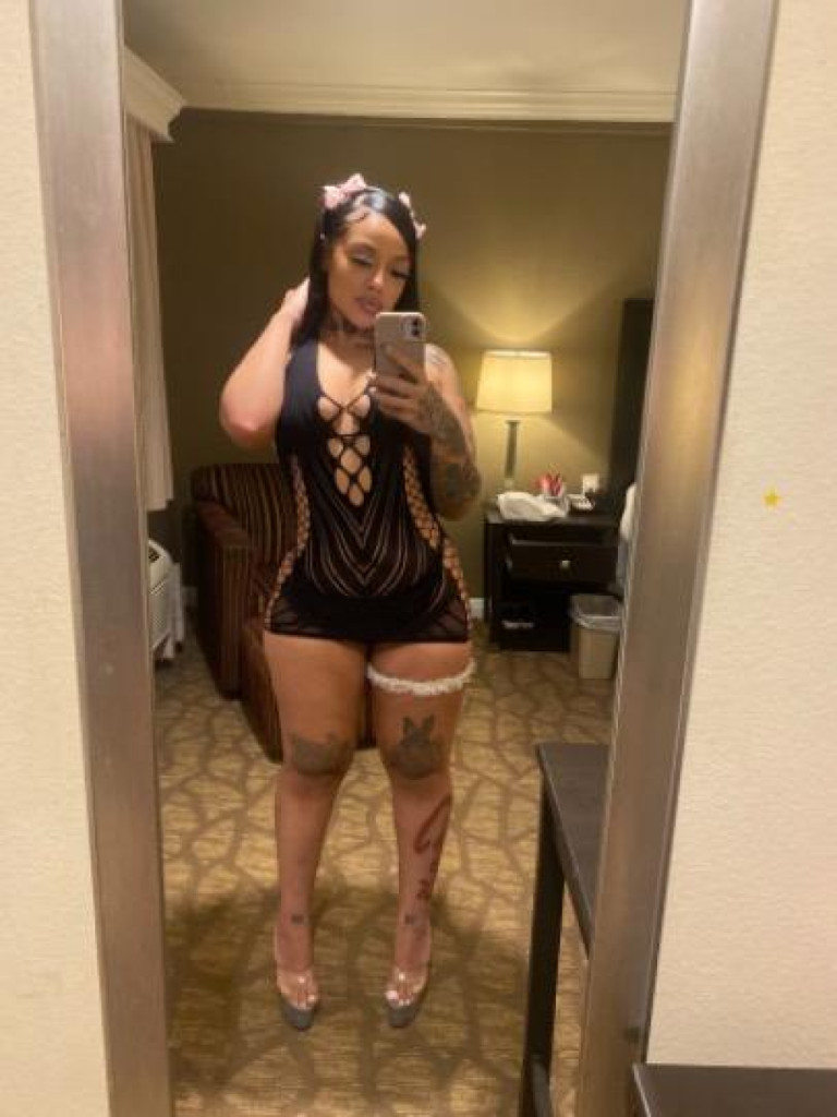 MOLLY🍭 photo 1