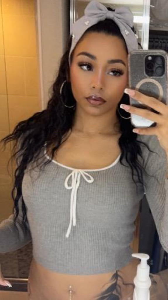 👑P photo 1