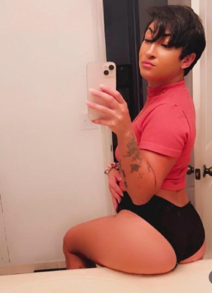 sexy petite puertorican photo 1