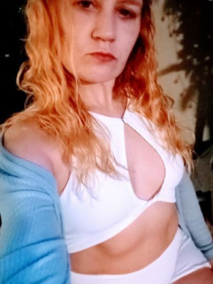 Leslie. listing photo