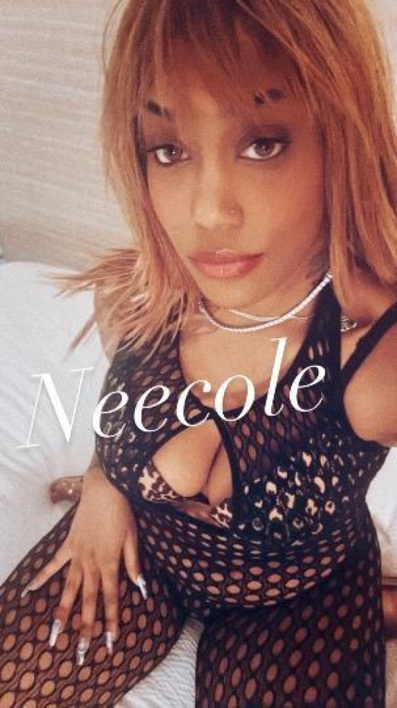 Ethiopian Cuban Fetish Friendly Goddess visits Newton photo 1