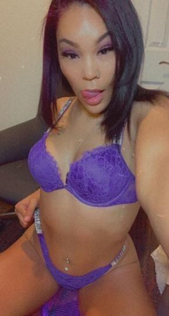 Chyna photo 1