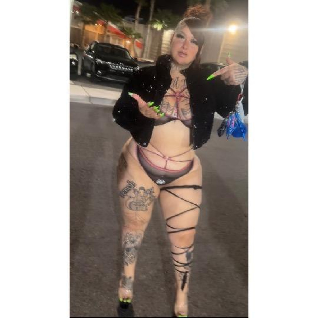 🕸️🕷️Black photo 1