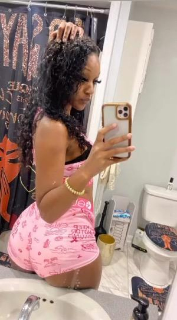 Jasmyn photo 1