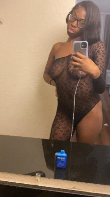 kenziee listing photo