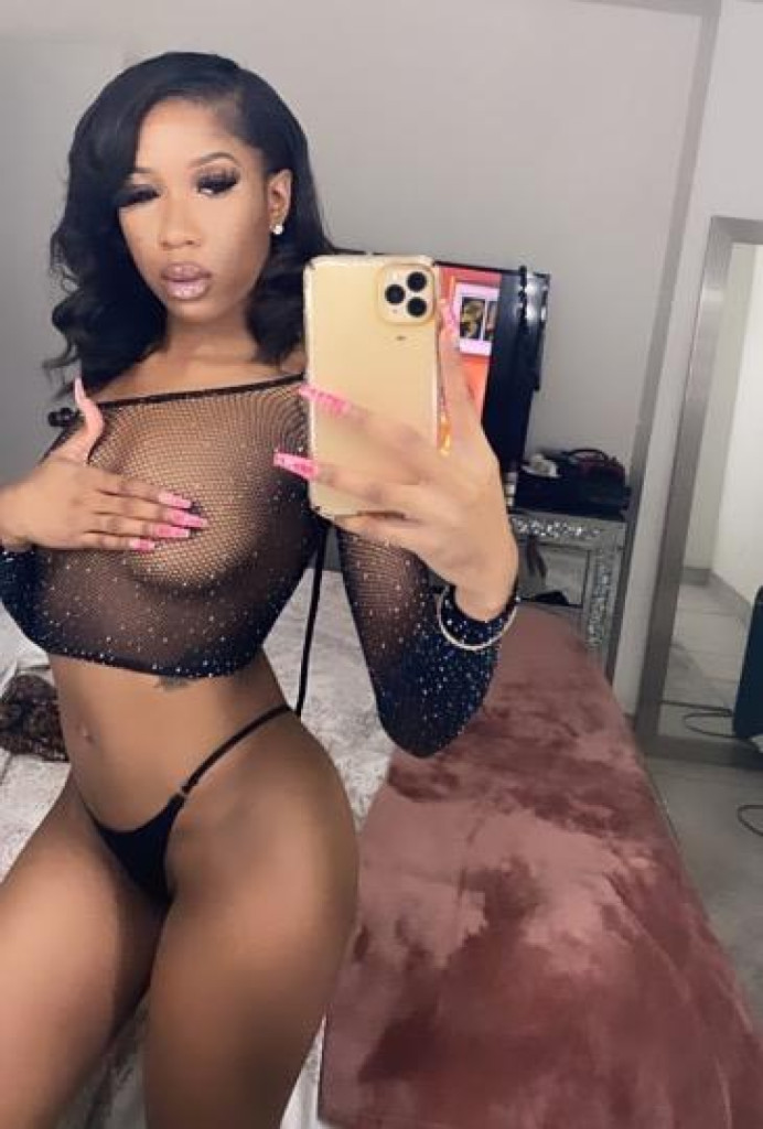 Slut for daddy 🍫💕$100 qv SPECIAL INCALLS only photo 1