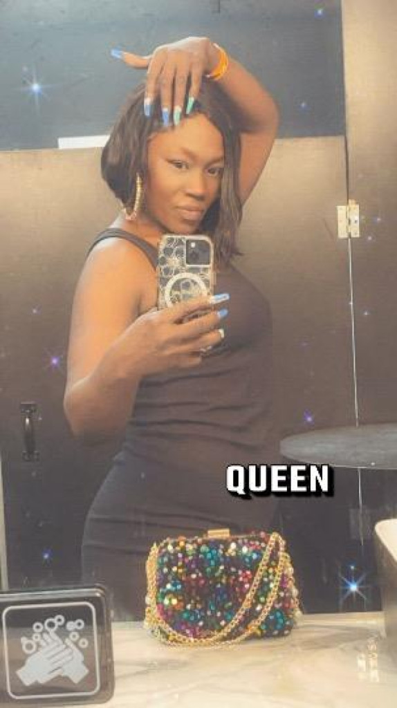 TheRealBlackQueen photo 1