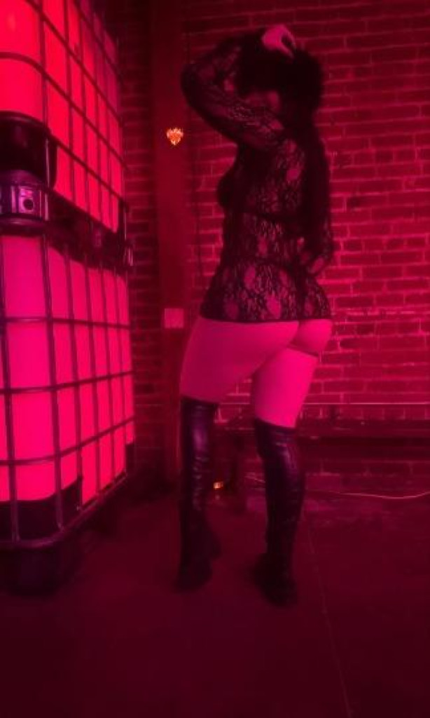Kacey photo 1
