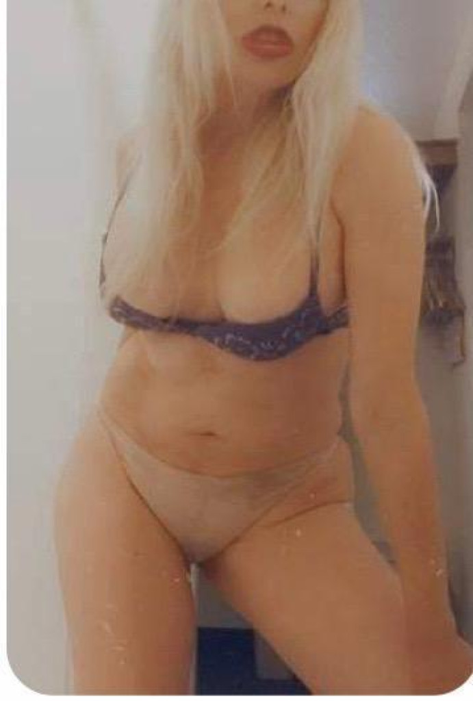 Miley photo 1