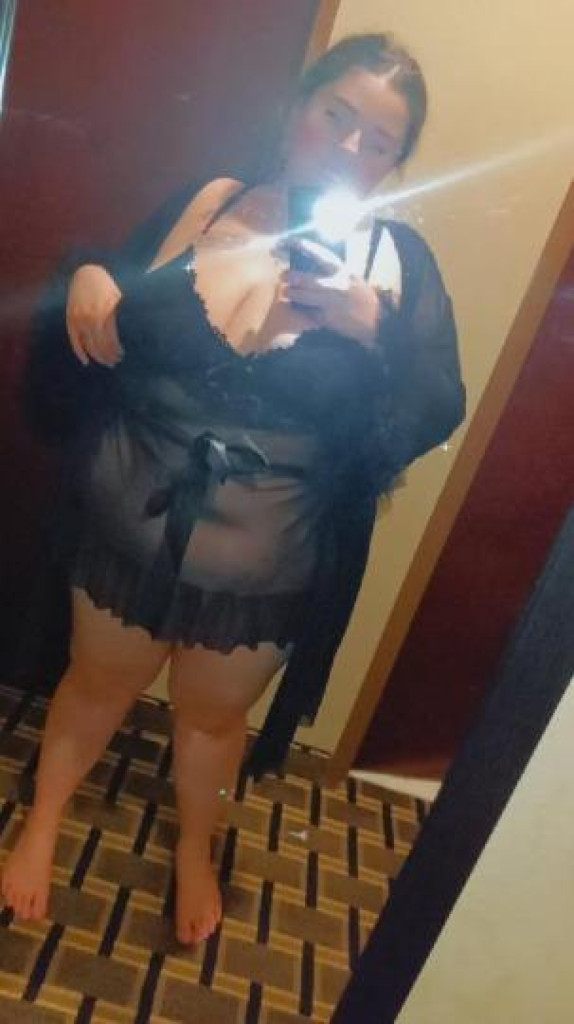 Nikki photo 1