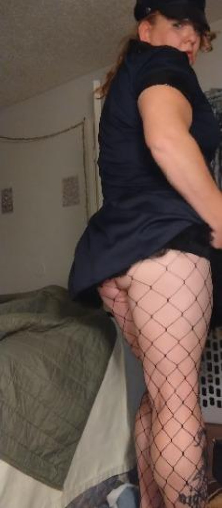 Sexy MILF Amber Rain ☔☔ Certified Head Doctor photo 1