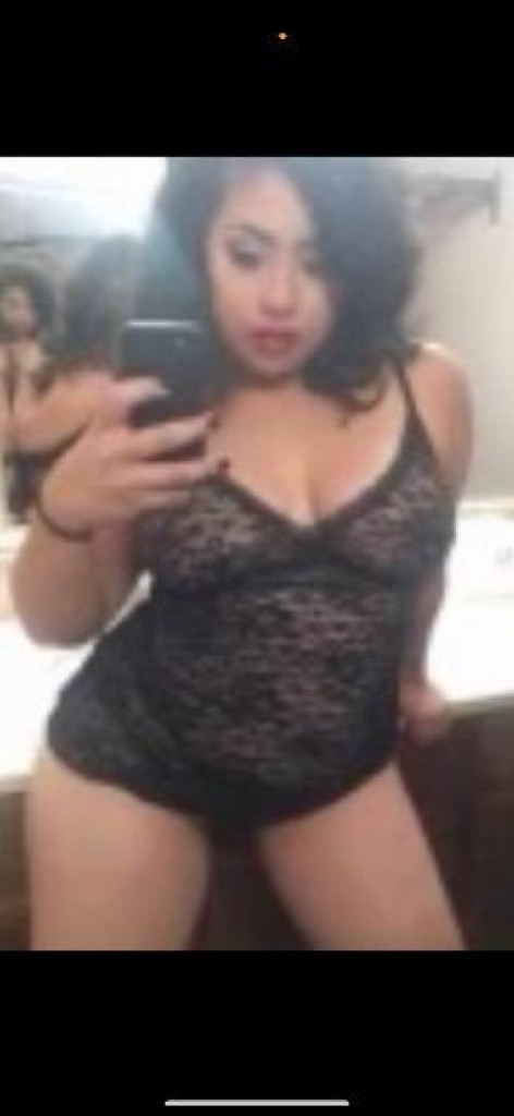 Selena photo 1