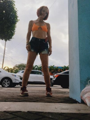 Scarlett listing photo