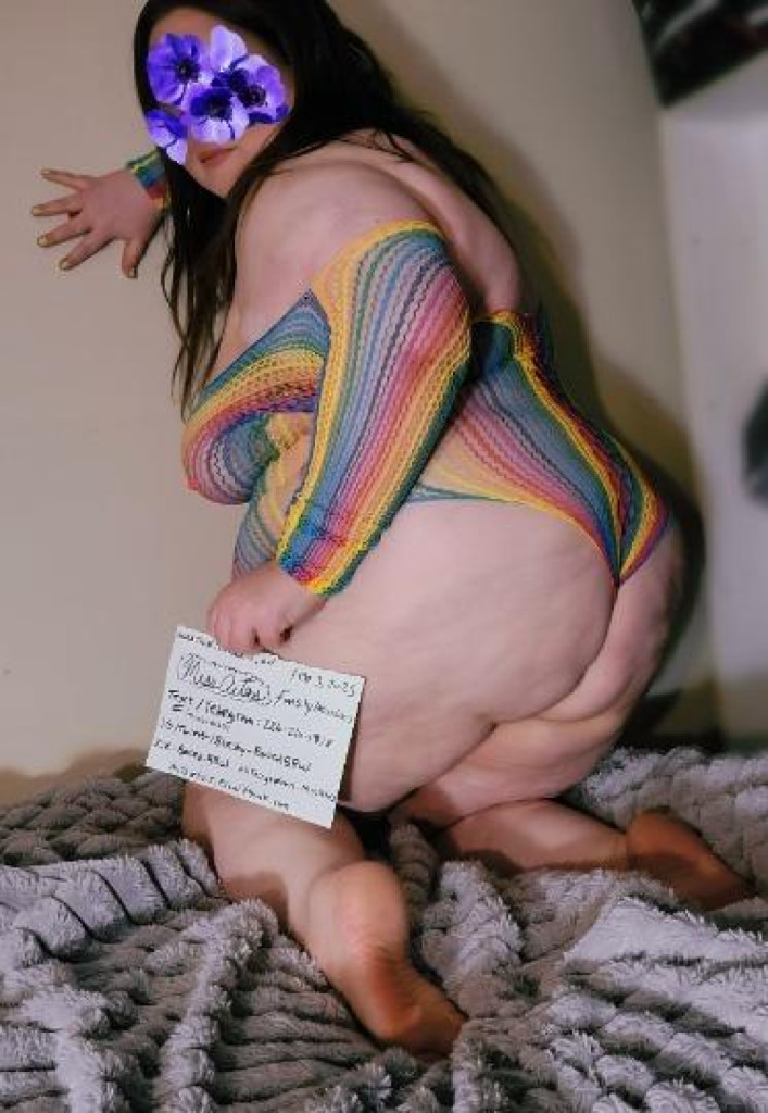 Miss photo 1