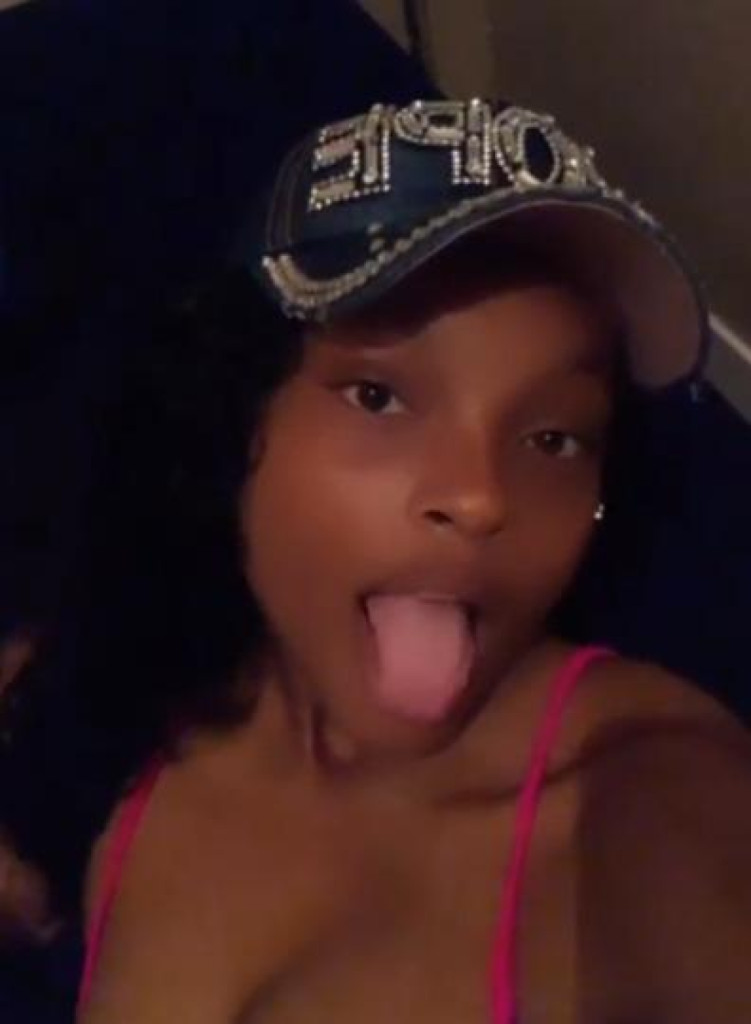 Aaliyah photo 1
