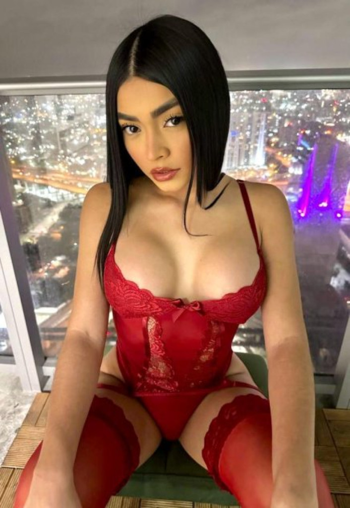 Valentina photo 1