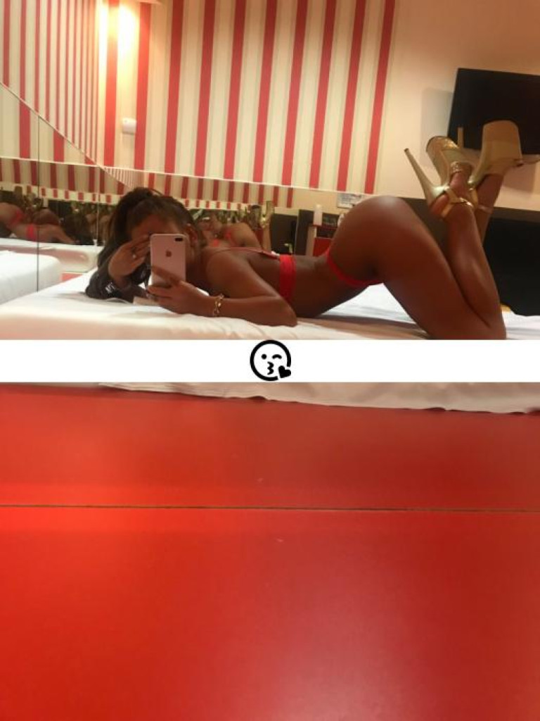 Desiree photo 1