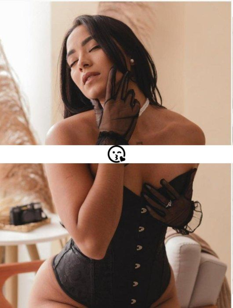 Yara Oliveira photo 1