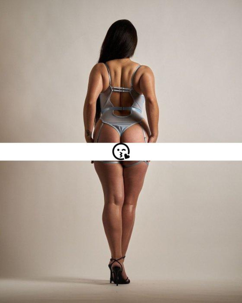 Victoria Andrade photo 1