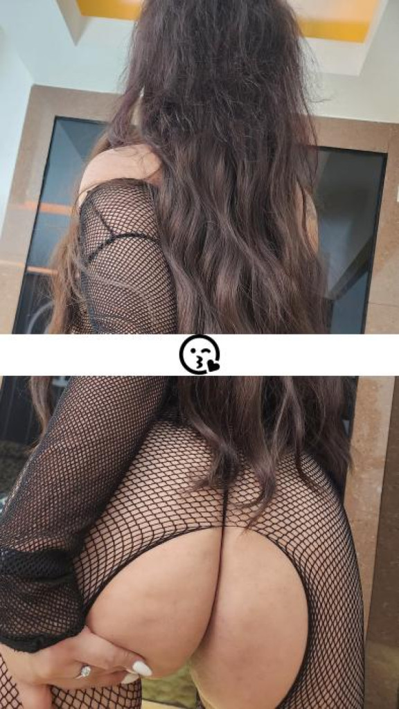 Victoria Vega photo 1