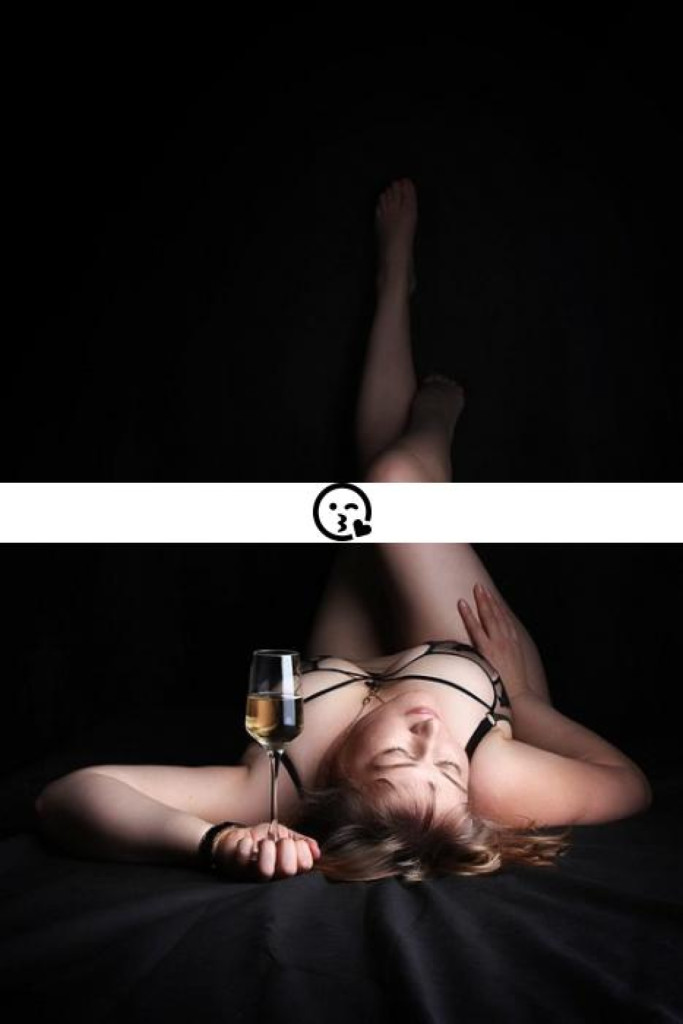 Stephanie photo 1
