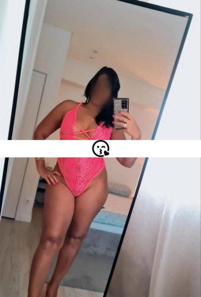 Joelle photo 1