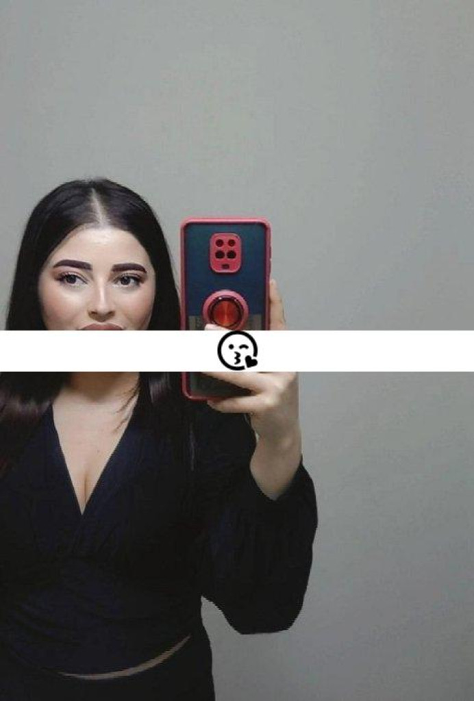 Melek photo 1