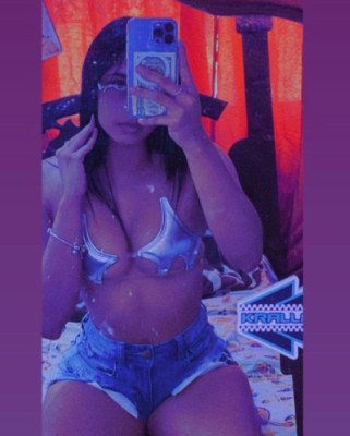 paula sex listing photo