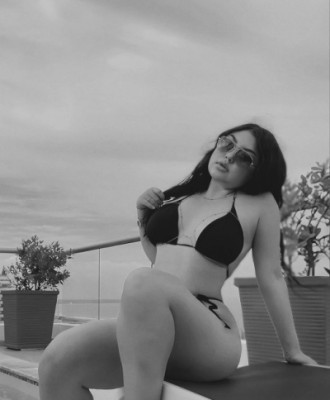 I’m available for both incall and outcall