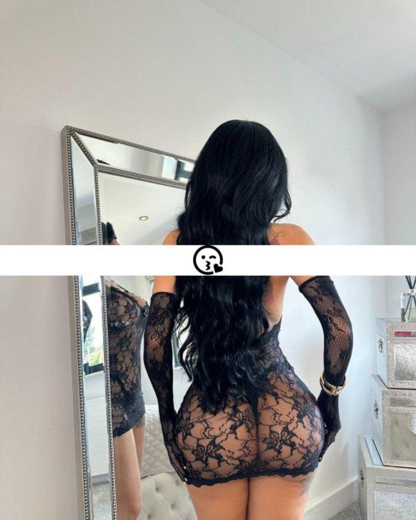 Cleo photo 1