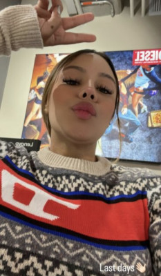 Hey you fun and wet💦💦text me so I could squirt on you