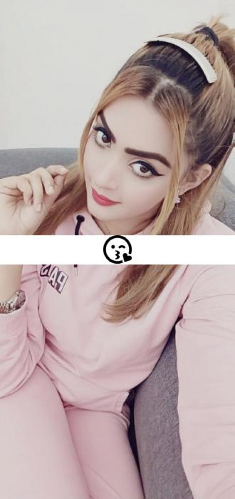 Nadia Khan photo 1