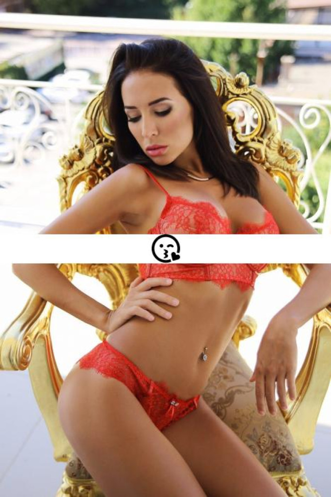 Alisha photo 1